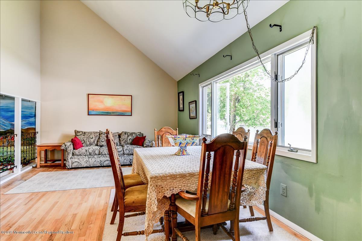 193 Middle Road Hazlet, NJ 07730 - Photo 8 of 19 Dining-1