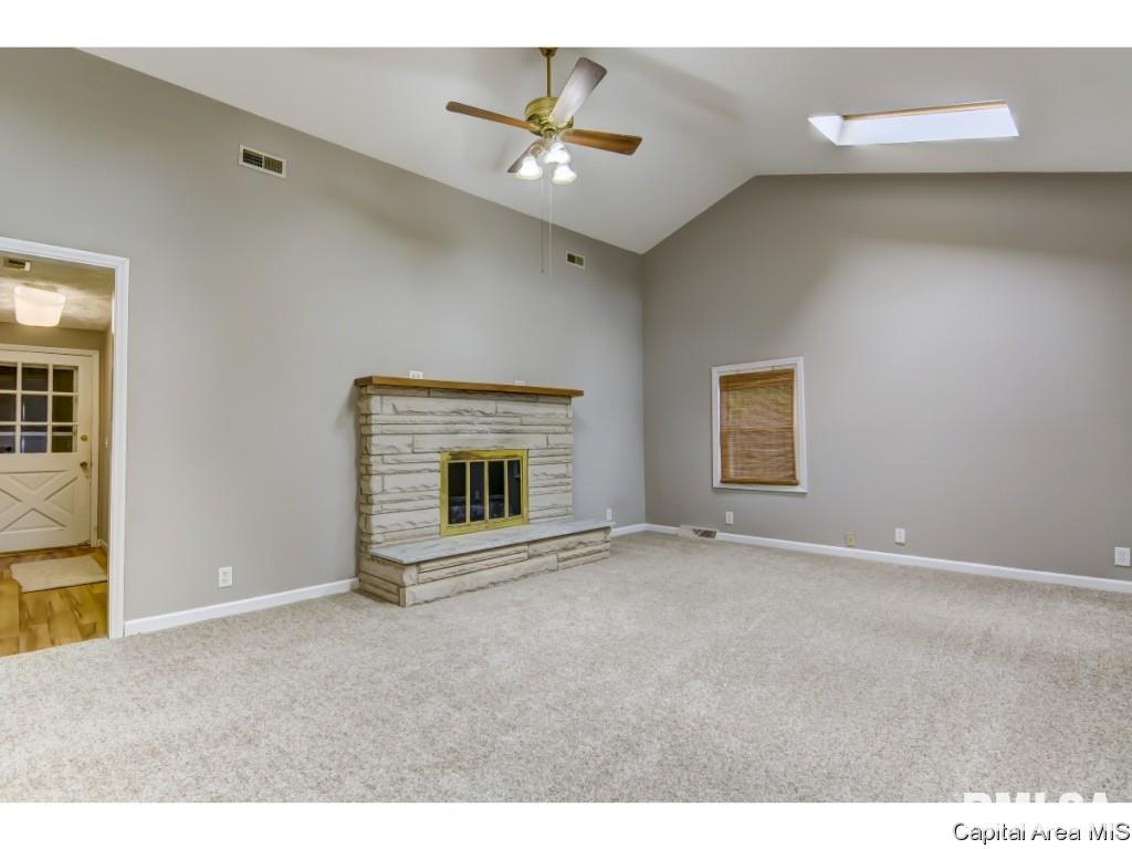 1 Walberta Drive Rochester, IL 62563 - Photo 13 of 36