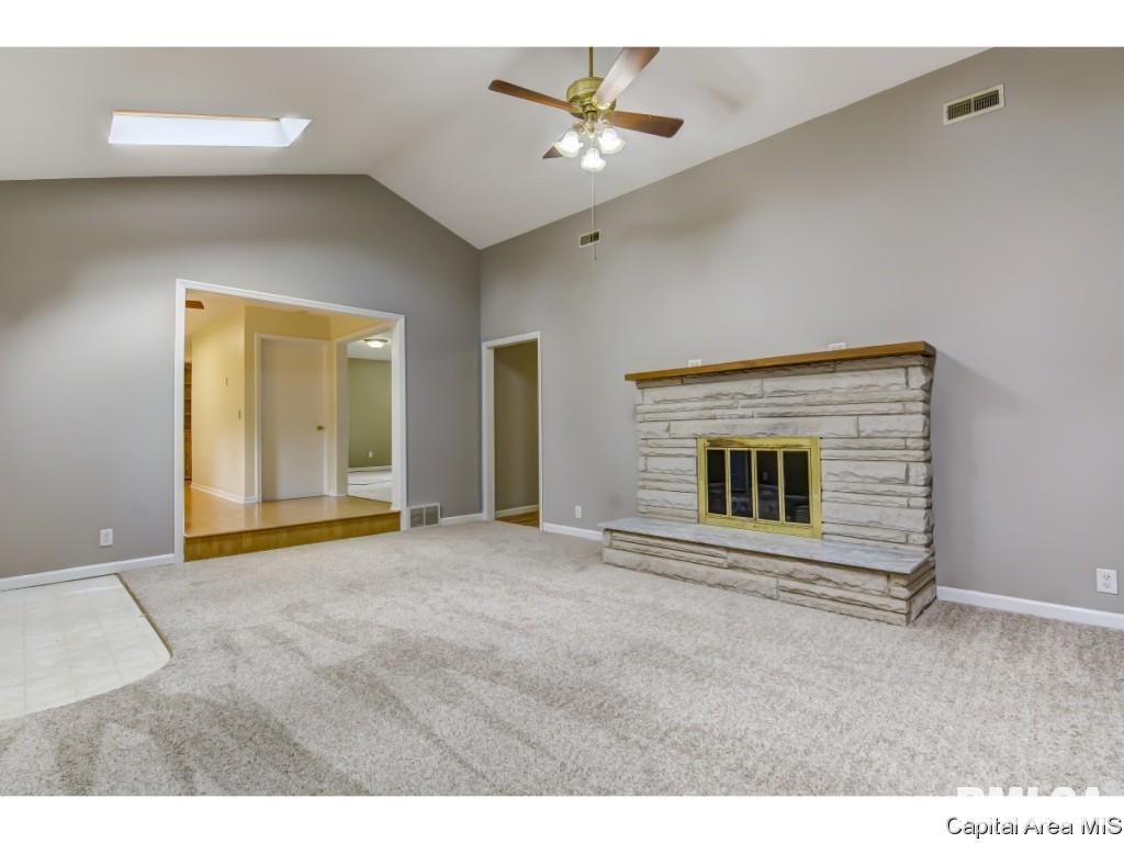 1 Walberta Drive Rochester, IL 62563 - Photo 10 of 36