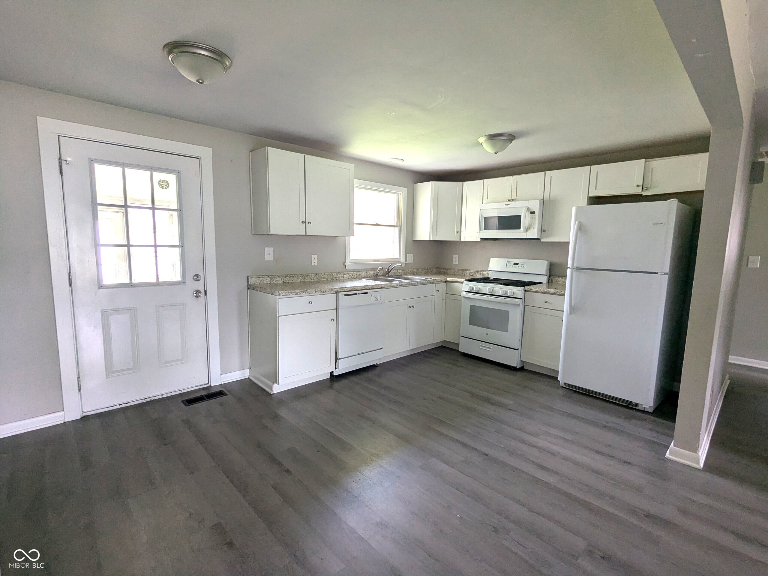 6733 South Cross Street Pendleton, IN 46064 - Photo 4 of 16