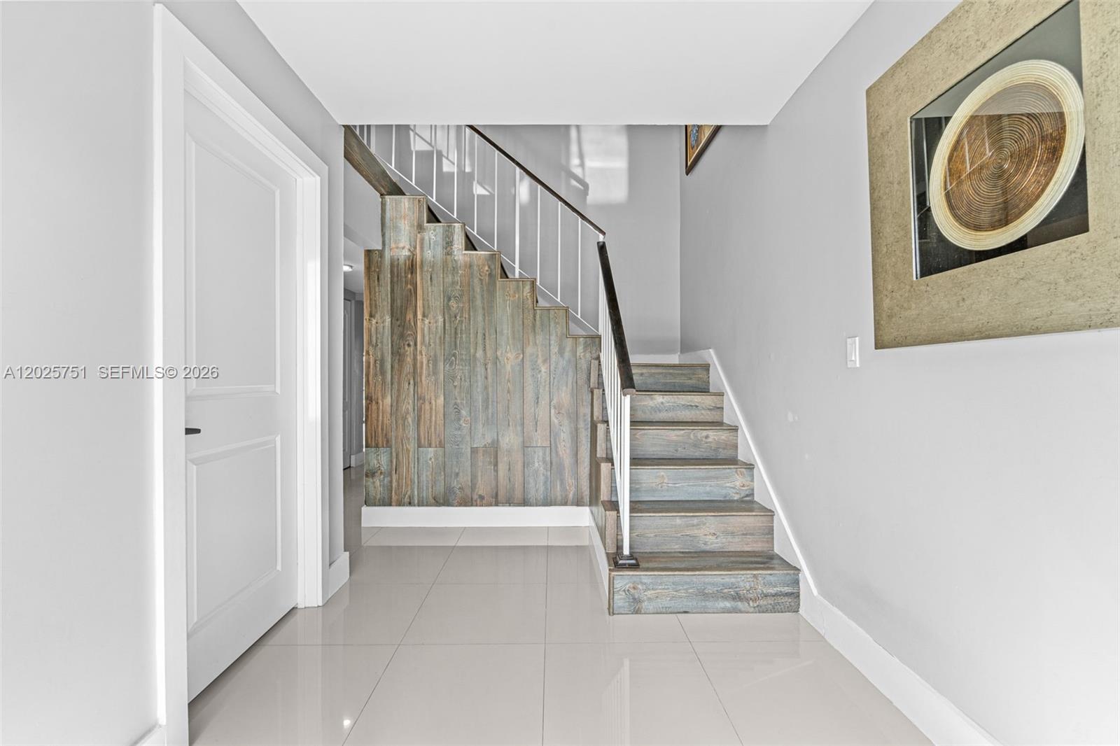 14357 Kendale Lakes Circle Miami, FL 33183 - Photo 3 of 67
