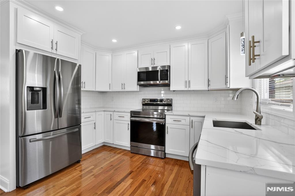 28 1st Street Wallington, NJ 07057 - Photo 6 of 42