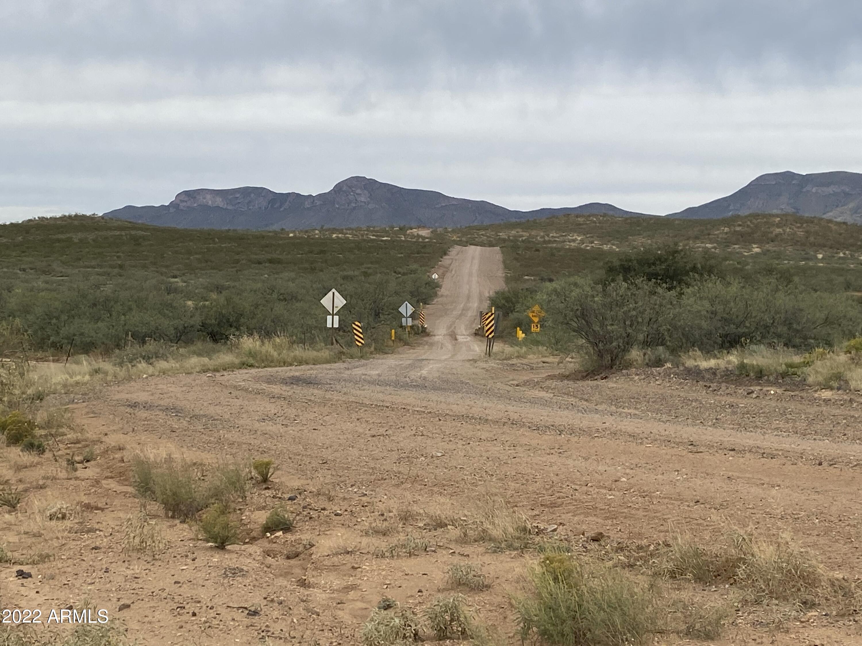 4455 East Hummingbird Road, Unit 74 Douglas, AZ 85607 - Photo 9 of 20 IMG_0964
