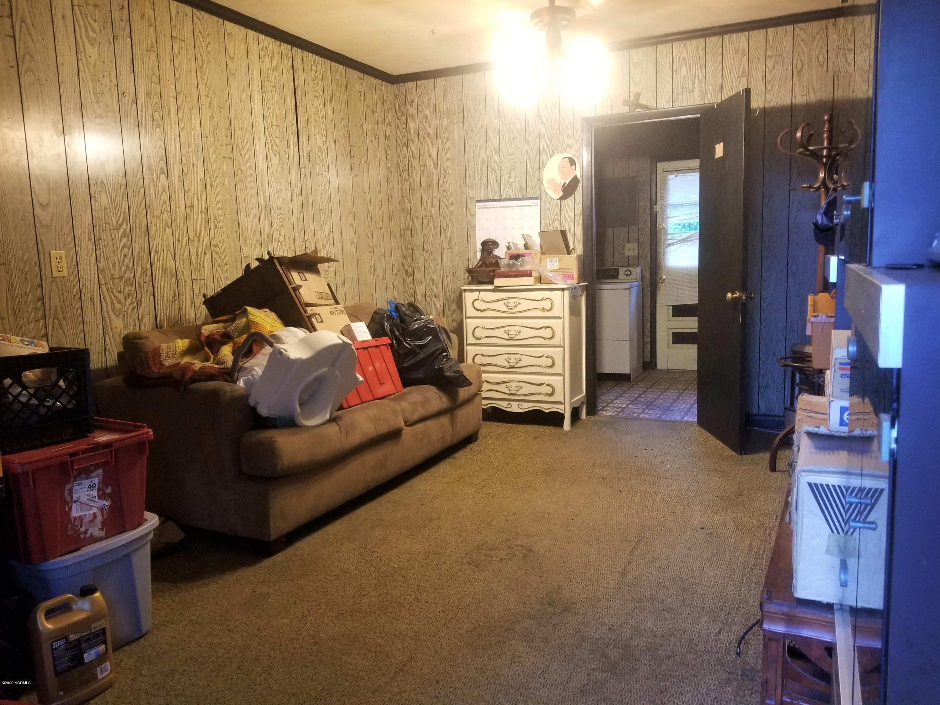 24 Stoney Road Castle Hayne, NC 28429 - Photo 23 of 27 24 Stoney Rd den