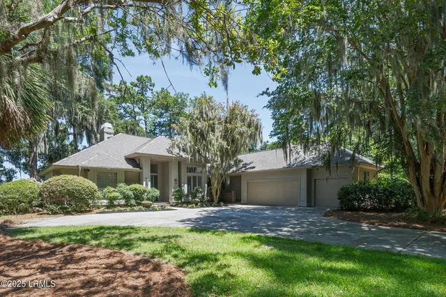 $999,000 | 4 Tabby Point Lane, Okatie, SC 29909