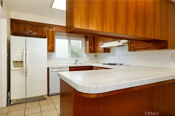 $488,500 | 26807 Circle Of The Oaks, Newhall, CA 91321