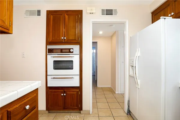 $488,500 | 26807 Circle Of The Oaks, Newhall, CA 91321