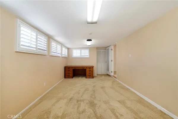 $488,500 | 26807 Circle Of The Oaks, Newhall, CA 91321