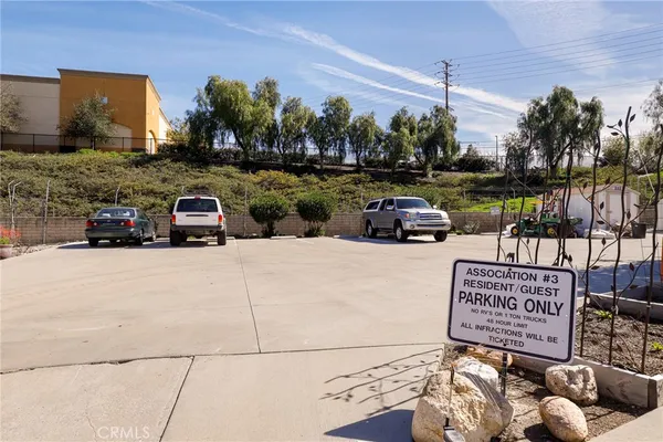 $488,500 | 26807 Circle Of The Oaks, Newhall, CA 91321