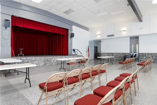 $488,500 | 26807 Circle Of The Oaks, Newhall, CA 91321