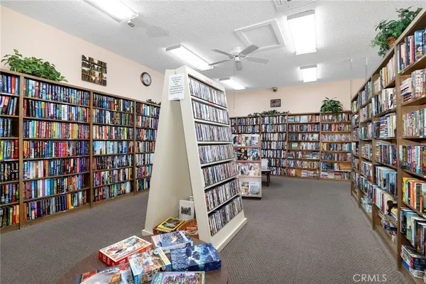 $488,500 | 26807 Circle Of The Oaks, Newhall, CA 91321