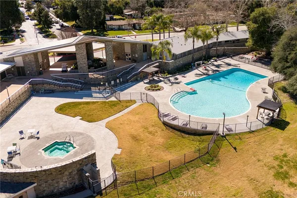 $488,500 | 26807 Circle Of The Oaks, Newhall, CA 91321