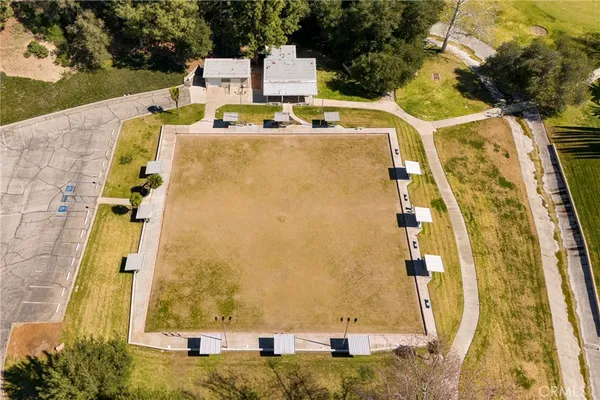 $488,500 | 26807 Circle Of The Oaks, Newhall, CA 91321