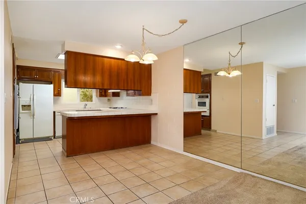 $488,500 | 26807 Circle Of The Oaks, Newhall, CA 91321