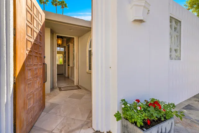 a view of a entryway