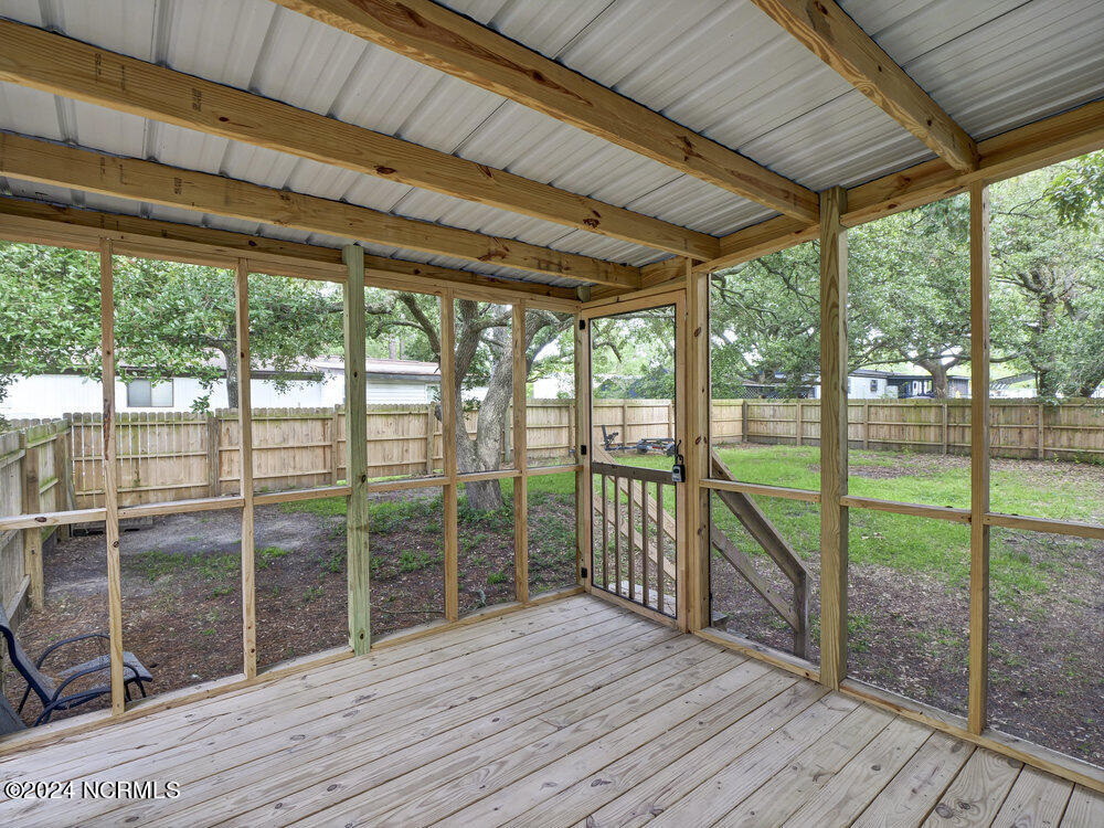 718 Shell Street Hampstead, NC 28443 - Photo 22 of 26 Front Side