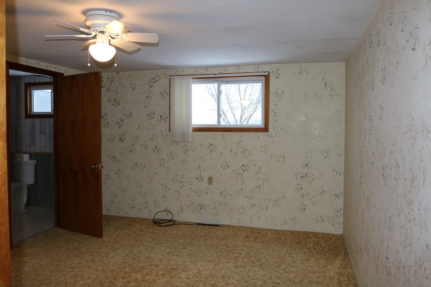 6712 North Pingree Road Elwell, MI 48832 - Photo 16 of 43 1896240-15.JPG