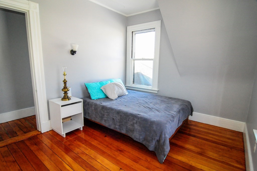 17 Washington Road Springfield, MA 01108 - Photo 26 of 42