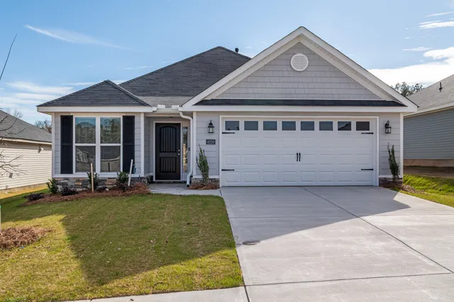 $319,900 | 8220 Snelling Drive, Aiken, SC 29803