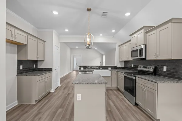 $314,900 | 8220 Snelling Drive, Aiken, SC 29803