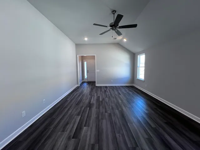 $322,900 | 8220 Snelling Drive, Aiken, SC 29803