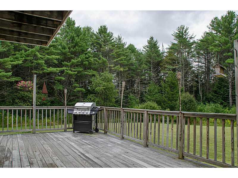 61 Glenview Road Freeport, ME 04032 - Photo 31 of 35 Patio/Deck.
