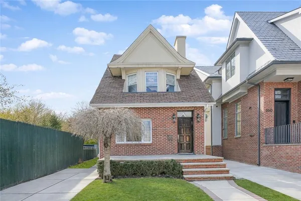 $3,375,000 | 862 East 10th Street | Midwood Manor