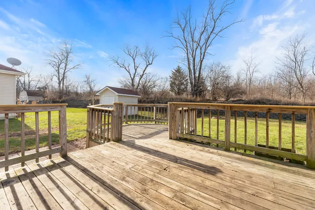 $3,300 | 32804 Bending Creek Road, Lakemoor, IL 60051
