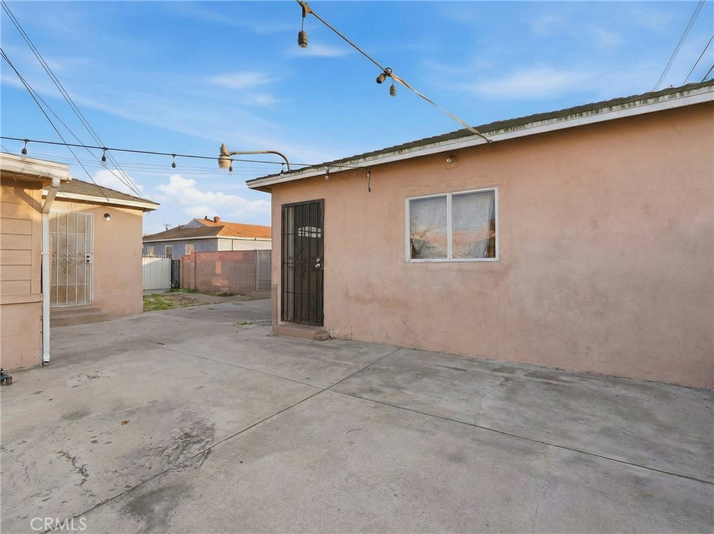 12817 Zeus Avenue Norwalk, CA 90650 - Photo 25 of 36 a view of a garage