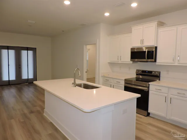 $1,900 | 6590 Paso Fino Drive, Pensacola, FL 32526