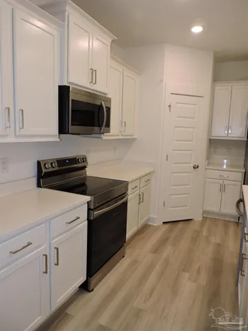 $1,900 | 6590 Paso Fino Drive, Pensacola, FL 32526