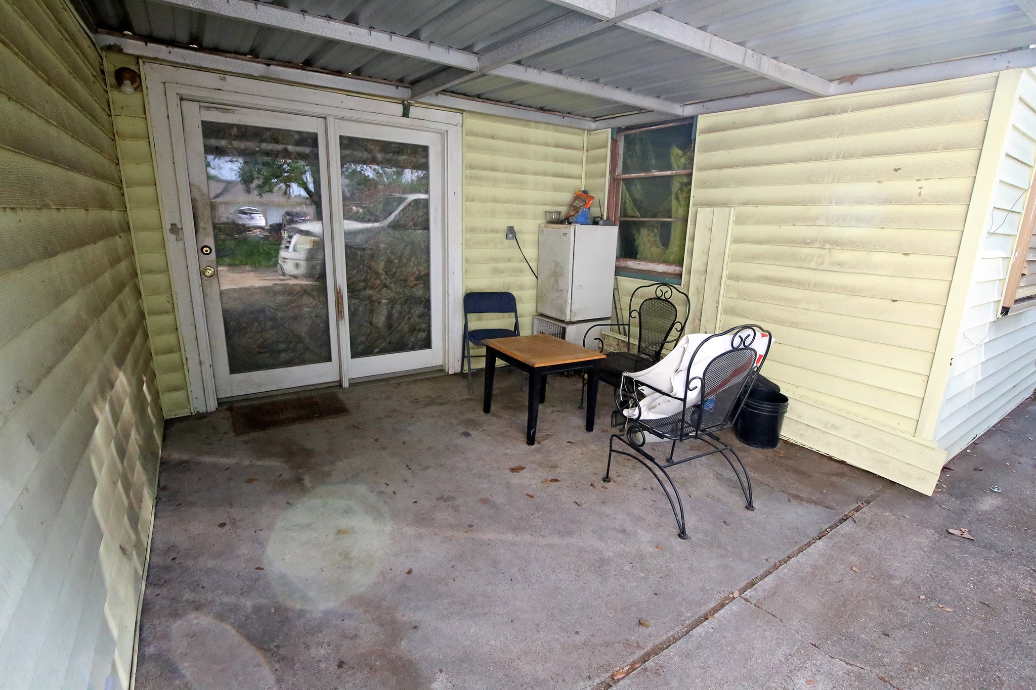 4406 FM 646 Road Santa Fe, TX 77510 - Photo 16 of 26 The Porch around the back!