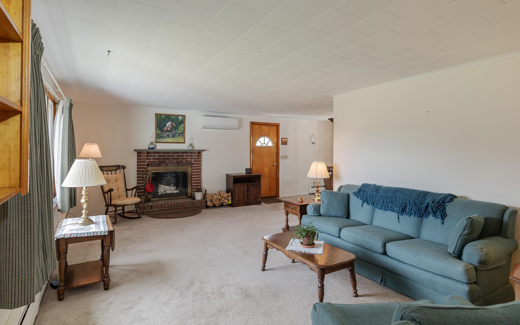 484 Chapman Road Keene, NH 03431 - Photo 5 of 29