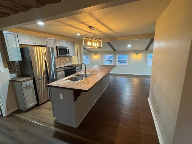 $399,000 | 1123 River Drive, Burlington, WI 53105