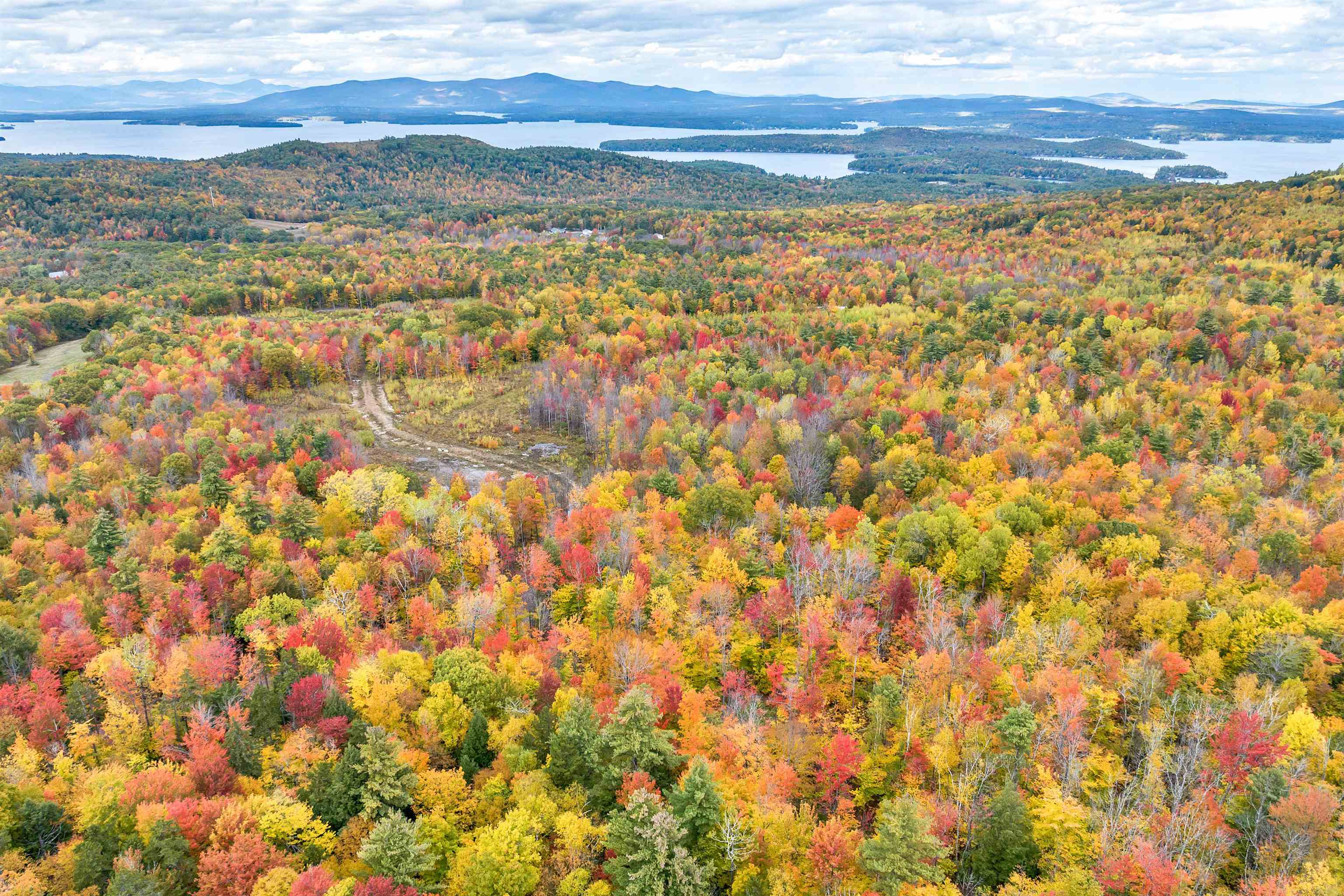 11 Fieldstone Way Gilford, NH 03249 - Photo 7 of 10