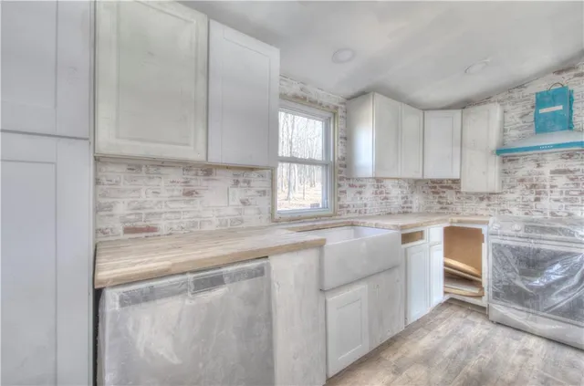 $350,000 | 676 Flowery Branch Road, Kingston, GA 30145