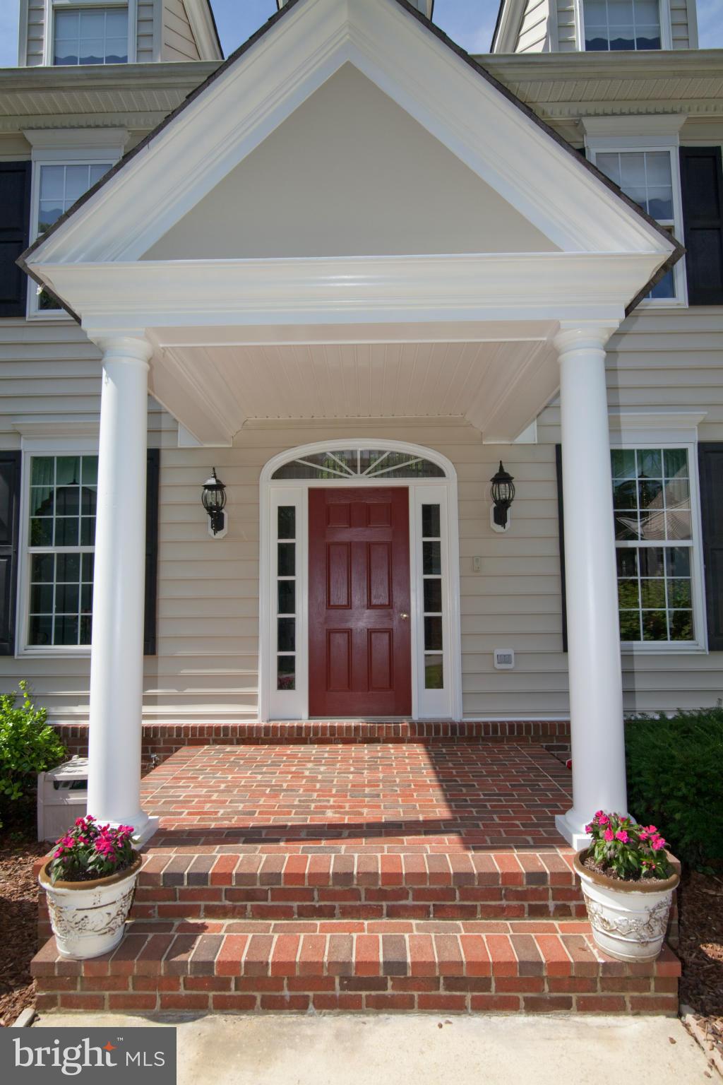 675 Parallel Road Huntingtown, MD 20639 - Photo 23 of 27 Exterior (Front)