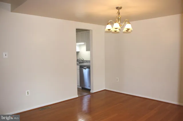 $2,500 | 7438 Ardglass Drive, Lorton, VA 22079