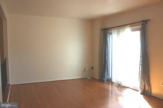 $2,500 | 7438 Ardglass Drive, Lorton, VA 22079