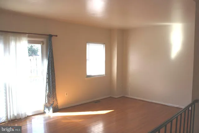 $2,500 | 7438 Ardglass Drive, Lorton, VA 22079