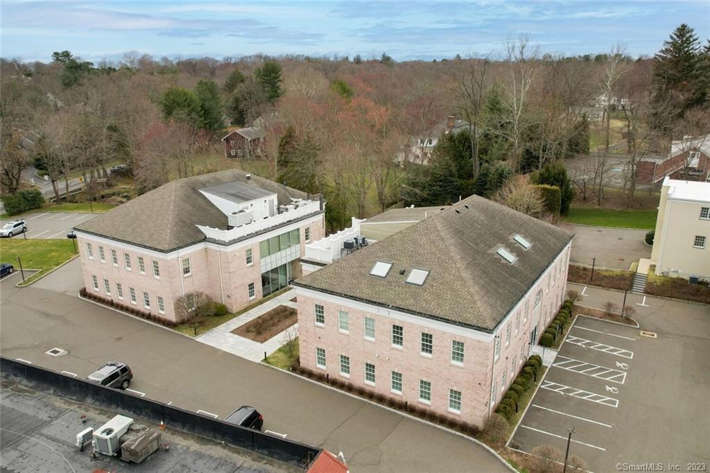1990 Bronson Road, Unit 2 Fairfield, CT 06824 - Photo 30 of 33 an aerial view of a house