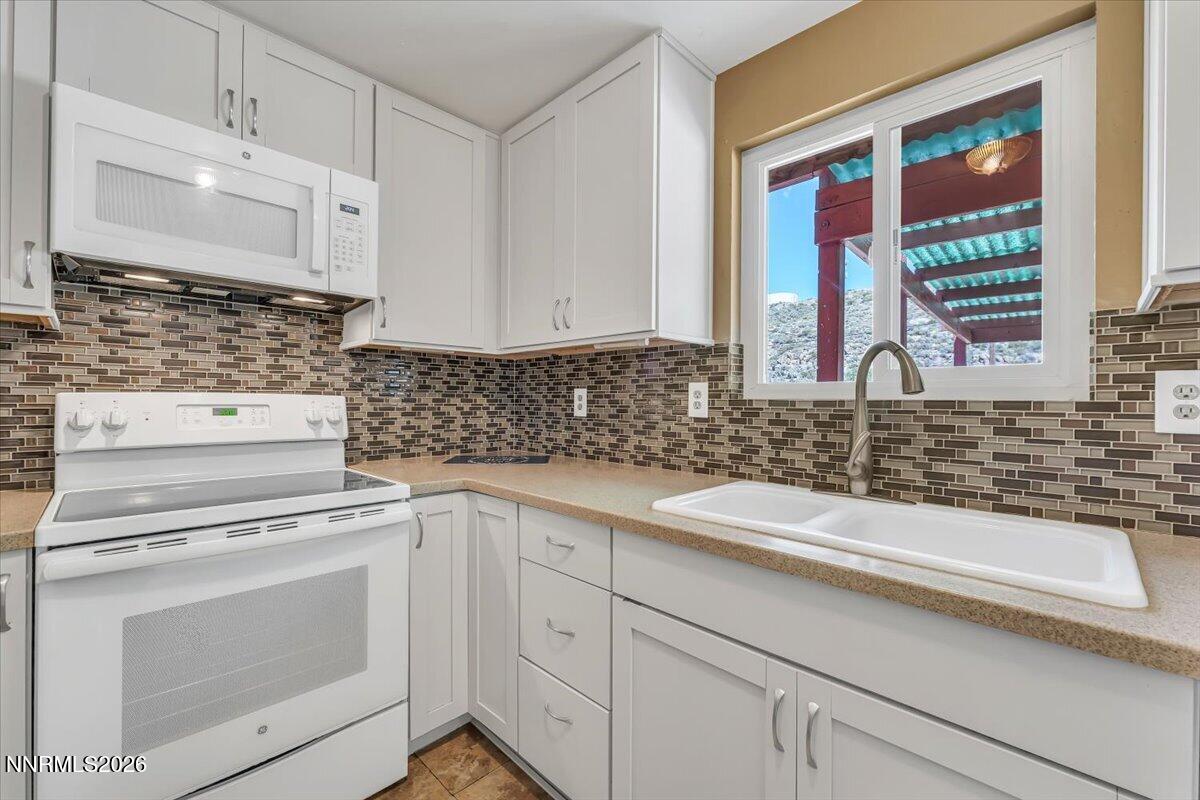 9070 Reservoir Street Reno, NV 89506 - Photo 11 of 37 11-9070 Reservoir St Reno NV 89506 (11 o
