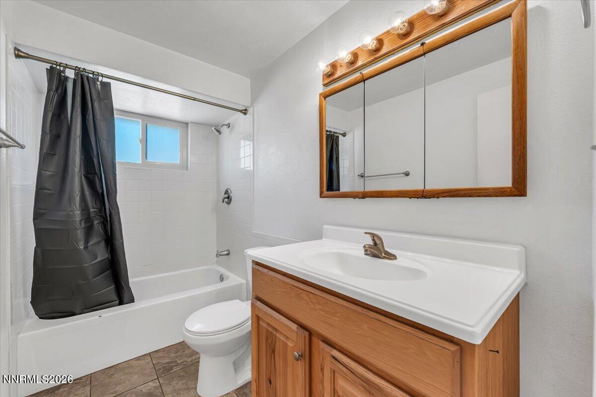 9070 Reservoir Street Reno, NV 89506 - Photo 16 of 37 16-9070 Reservoir St Reno NV 89506 (16 o