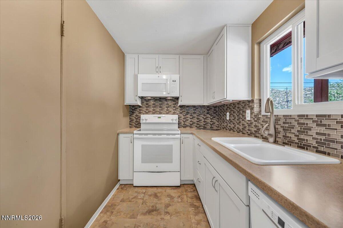 9070 Reservoir Street Reno, NV 89506 - Photo 10 of 37 10-9070 Reservoir St Reno NV 89506 (10 o