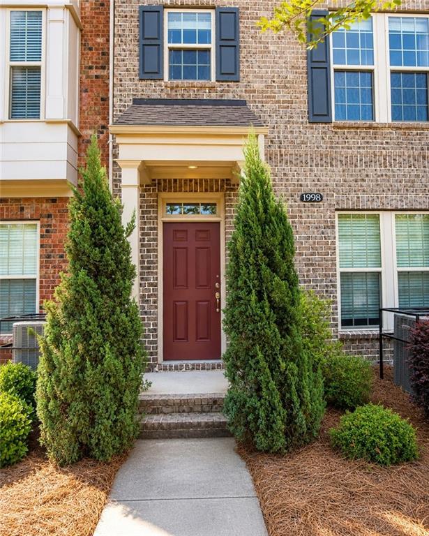 1998 Bryant Park Lane Decatur, GA 30033 - Photo 2 of 41