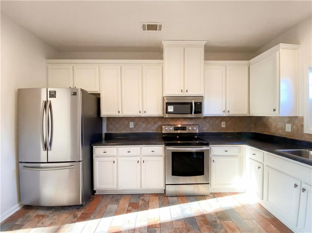 105 Ruby Way Griffin, GA 30224 - Photo 2 of 21