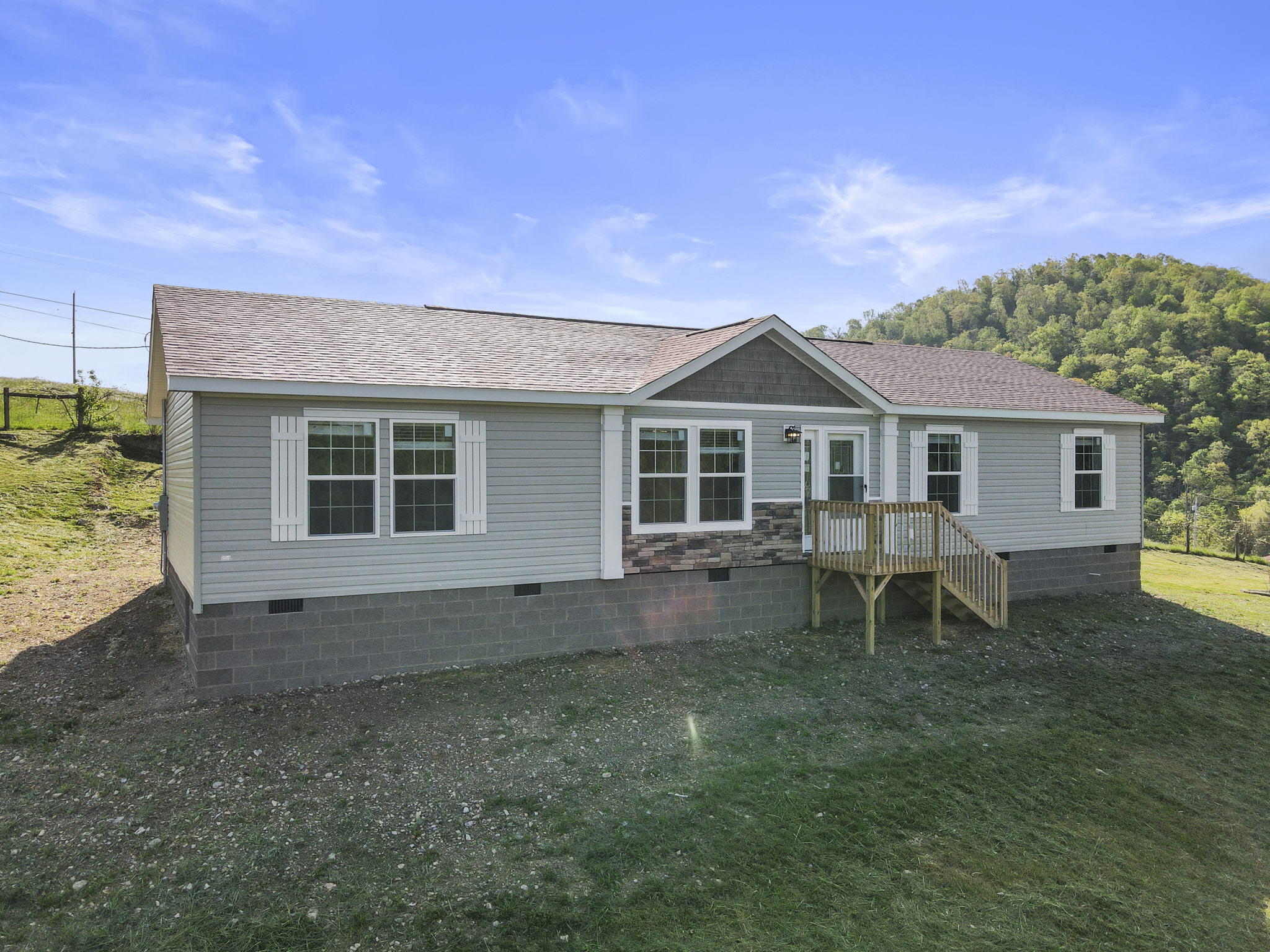 592 Chestnut Road Honaker, VA 24260 - Photo 8 of 27 8-web-or-mls-DJI_0133