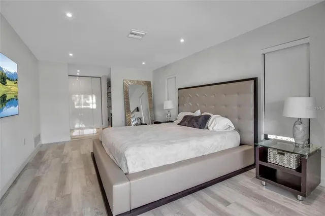 $7,500 | 1649 Stanford Lane, Sarasota, FL 34231