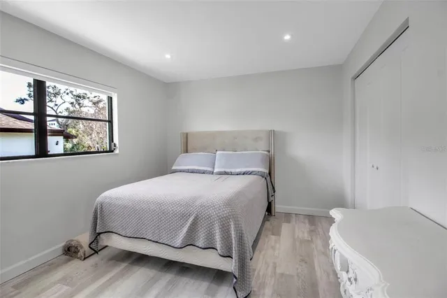 $7,500 | 1649 Stanford Lane, Sarasota, FL 34231