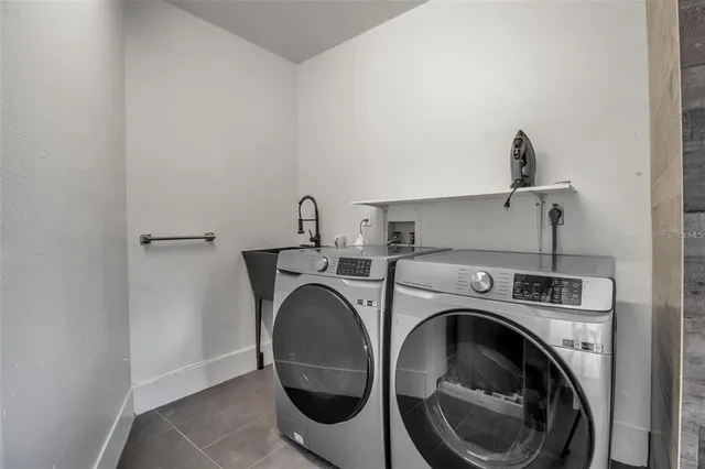 $7,500 | 1649 Stanford Lane, Sarasota, FL 34231